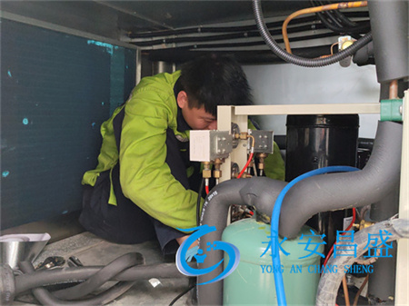 水冷中央空調(diào)機(jī)組維護(hù) 全面保障空調(diào)高效運行